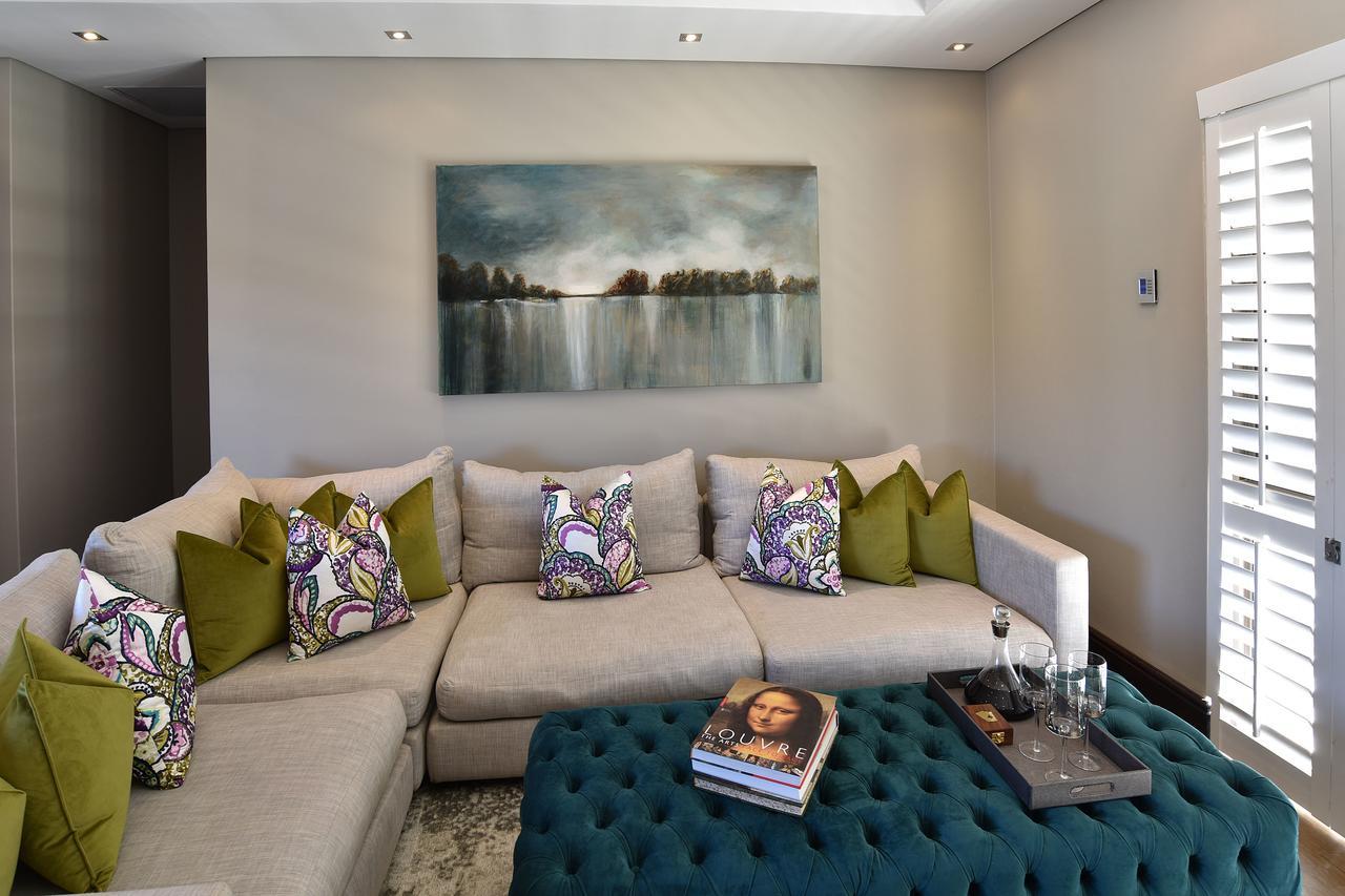 Tredenham Boutique Hotel Bloemfontein Luaran gambar A painting by the artist