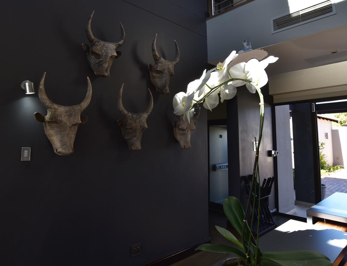 Tredenham Boutique Hotel Bloemfontein Luaran gambar Interior of the hotel